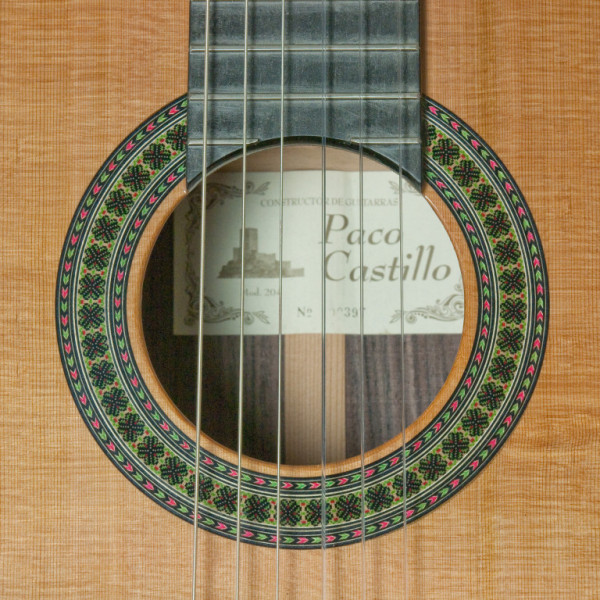 Paco Castillo 204 - Gap Guitars.